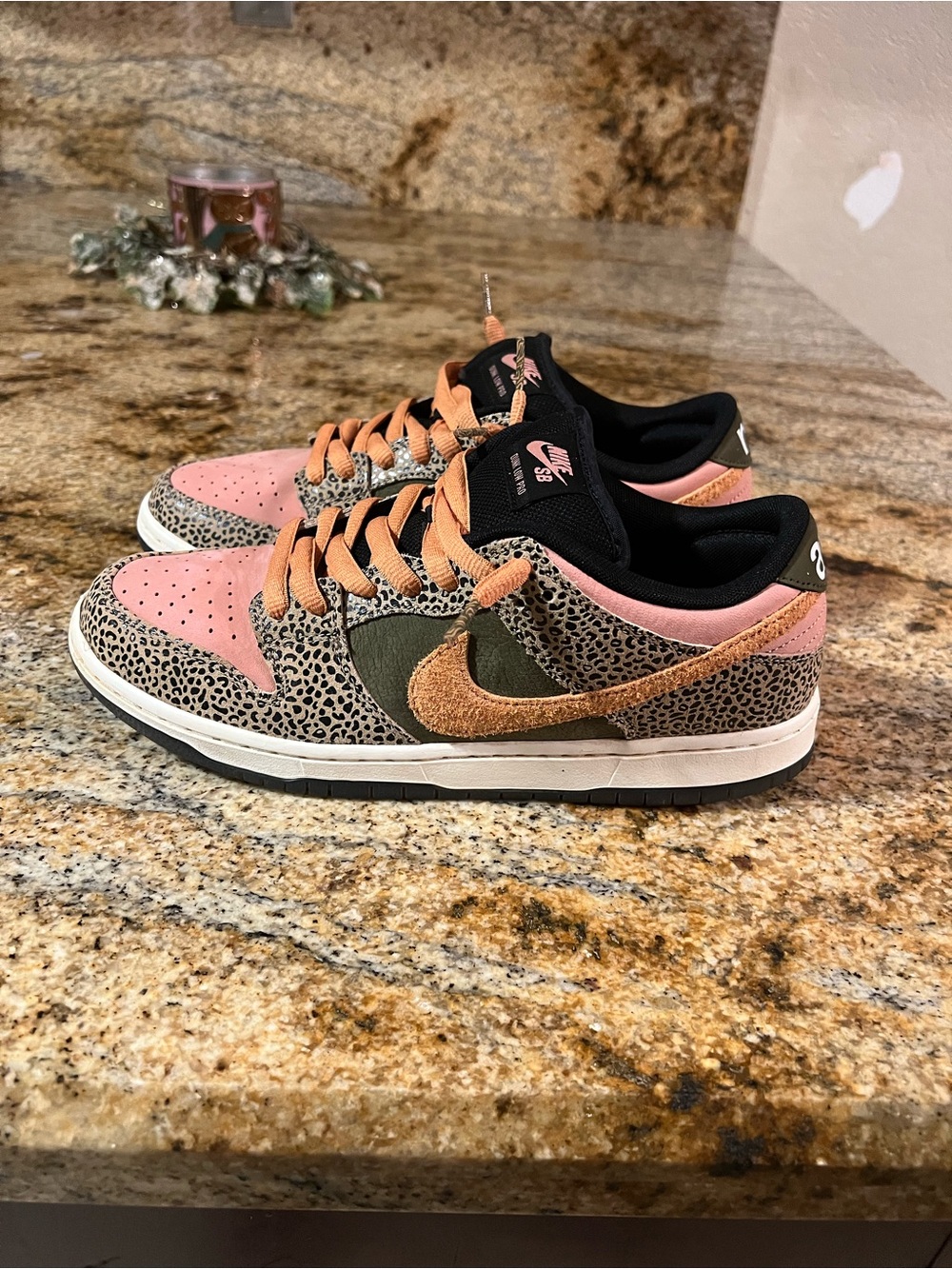 Arts-Rec x Nike SB Dunk Low Pro Men’s 9.5 Women’s 11 IH3211-200